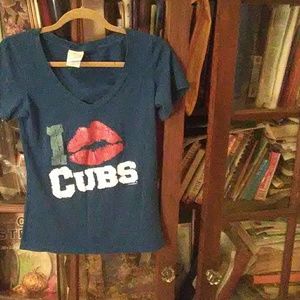 Chicago cubs tee shirt